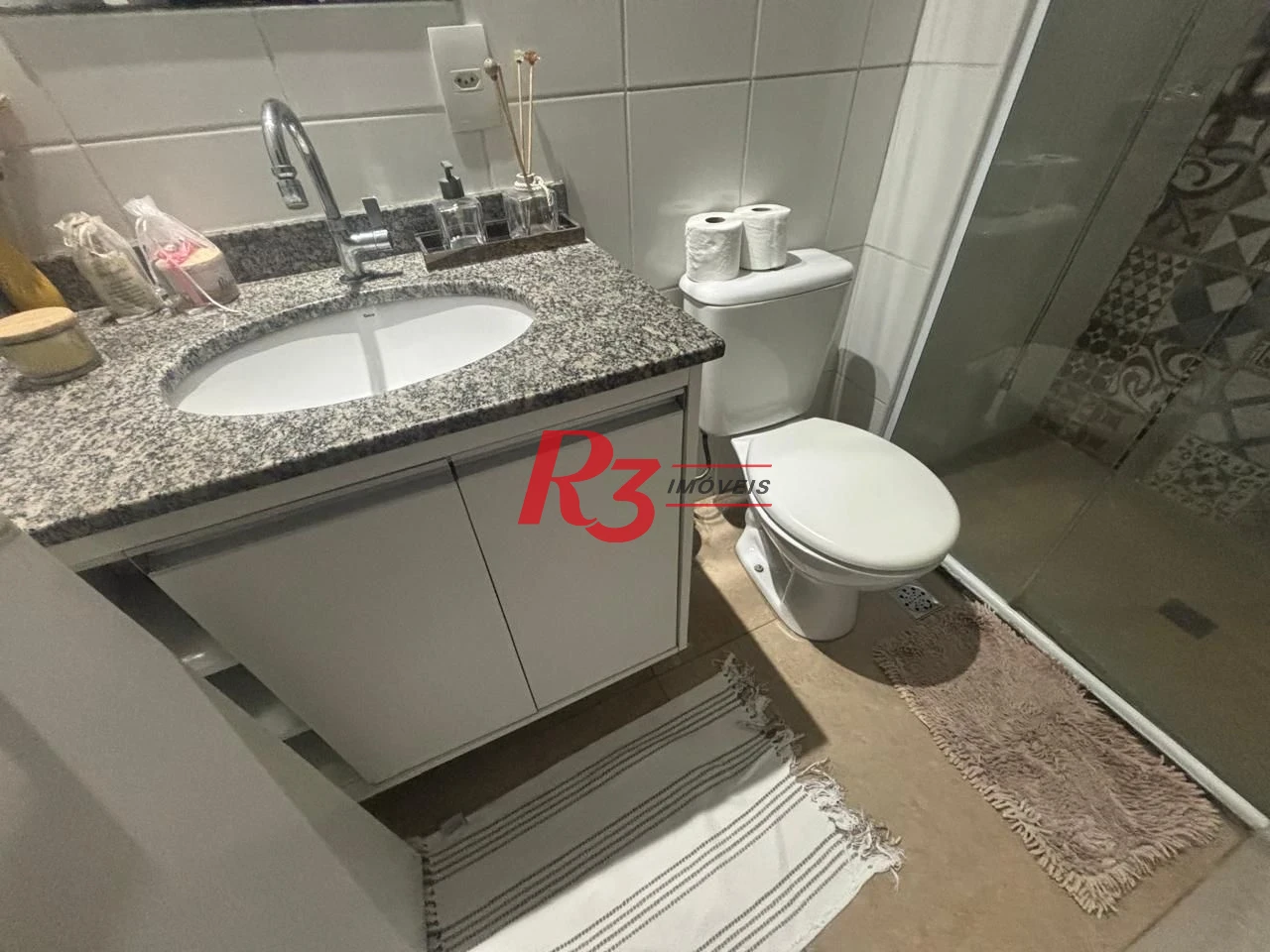 Apartamento com 3 dormitórios para alugar, 84 m² por R$ 5.500,00/mês - Marapé - Santos/SP