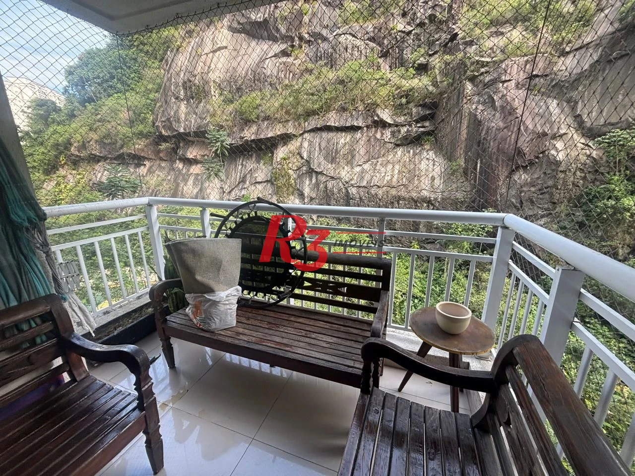 Apartamento com 3 dormitórios para alugar, 84 m² por R$ 5.500,00/mês - Marapé - Santos/SP