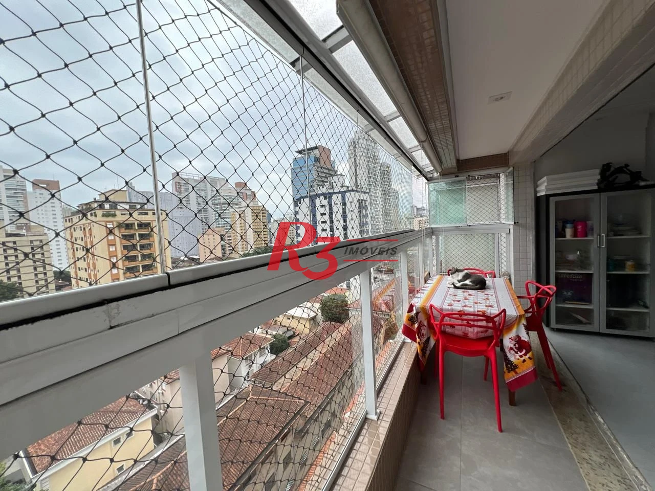 Apartamento com 2 dormitórios à venda, 77 m² por R$ 960.000,00 - Gonzaga - Santos/SP