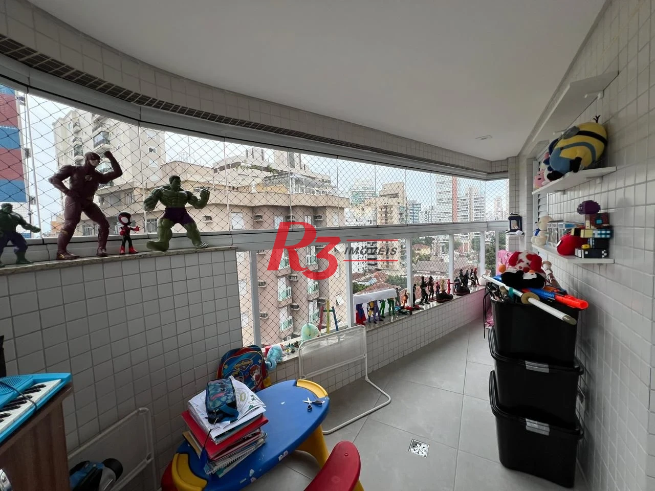 Apartamento com 2 dormitórios à venda, 77 m² por R$ 960.000,00 - Gonzaga - Santos/SP