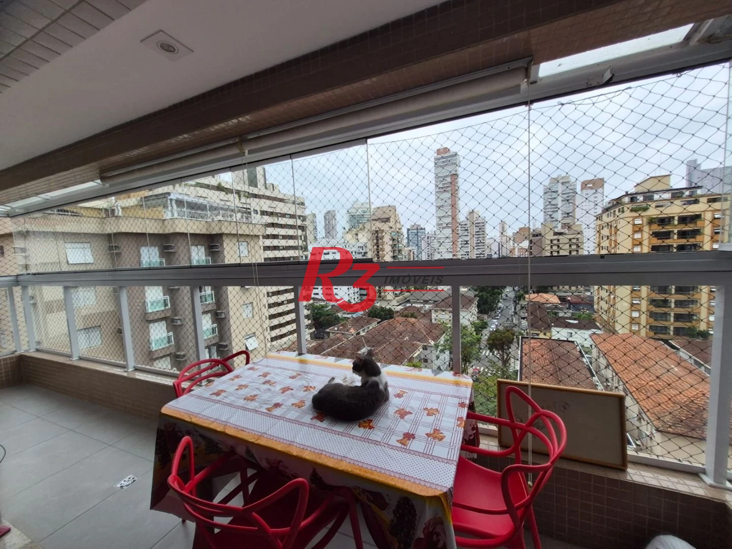 Apartamento com 2 dormitórios à venda, 77 m² por R$ 960.000,00 - Gonzaga - Santos/SP