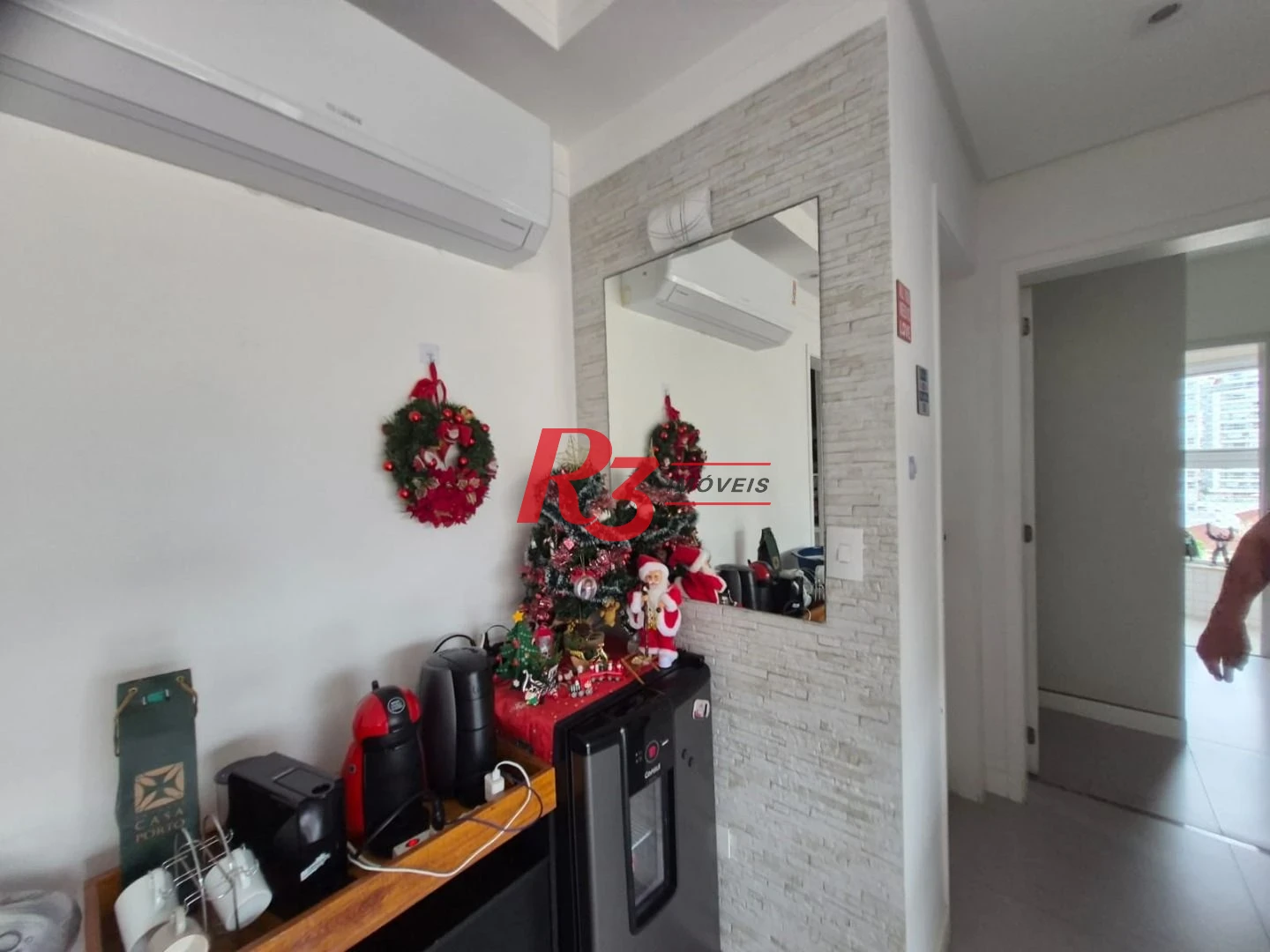 Apartamento com 2 dormitórios à venda, 77 m² por R$ 960.000,00 - Gonzaga - Santos/SP
