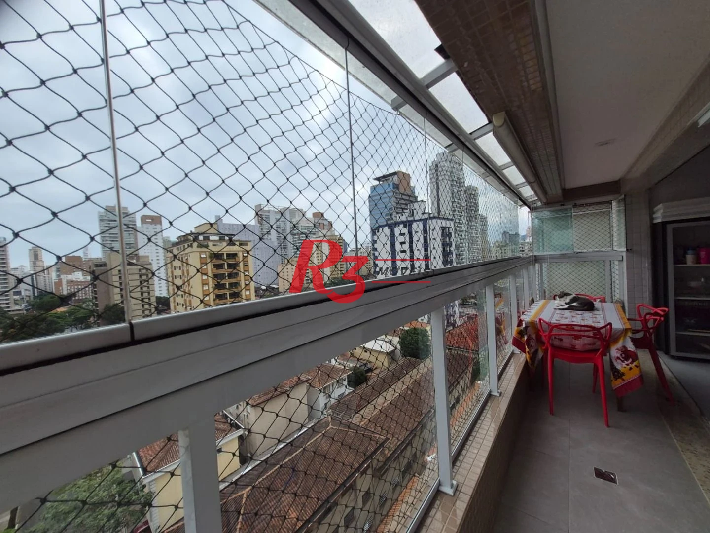 Apartamento com 2 dormitórios à venda, 77 m² por R$ 960.000,00 - Gonzaga - Santos/SP