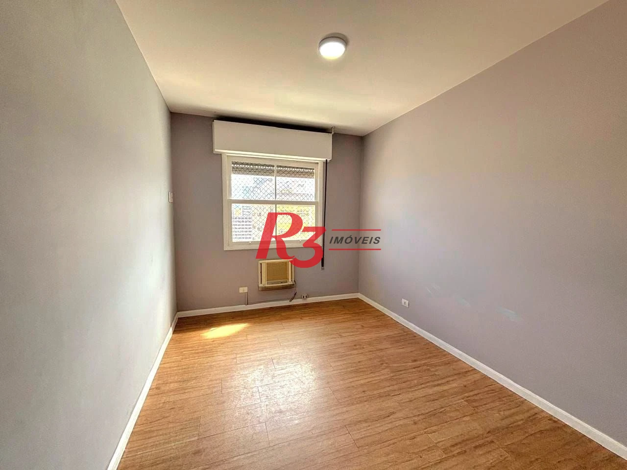 Apartamento com 3 dormitórios à venda, 131 m² por R$ 795.000,00 - Gonzaga - Santos/SP