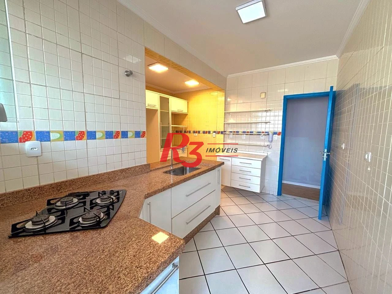 Apartamento com 3 dormitórios à venda, 131 m² por R$ 795.000,00 - Gonzaga - Santos/SP