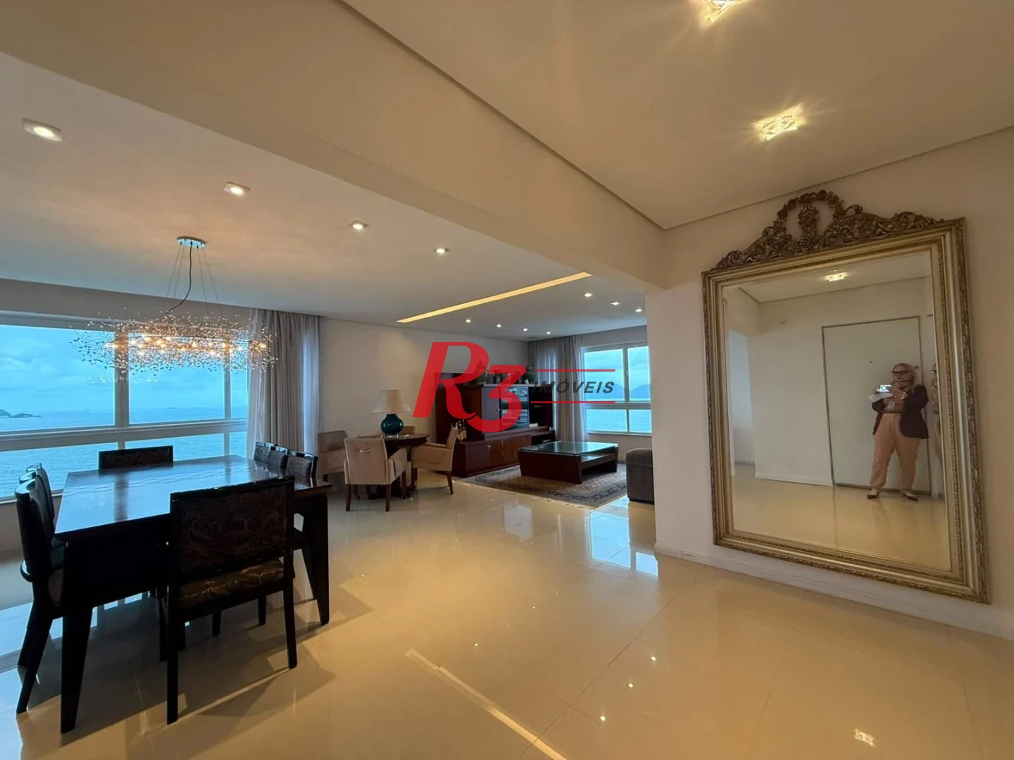 Apartamento com 3 dormitórios à venda, 194 m² por R$ 1.880.000,00 - Boqueirão - Santos/SP