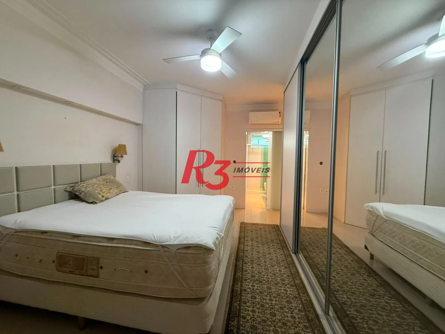 Apartamento com 3 dormitórios à venda, 194 m² por R$ 1.880.000,00 - Boqueirão - Santos/SP