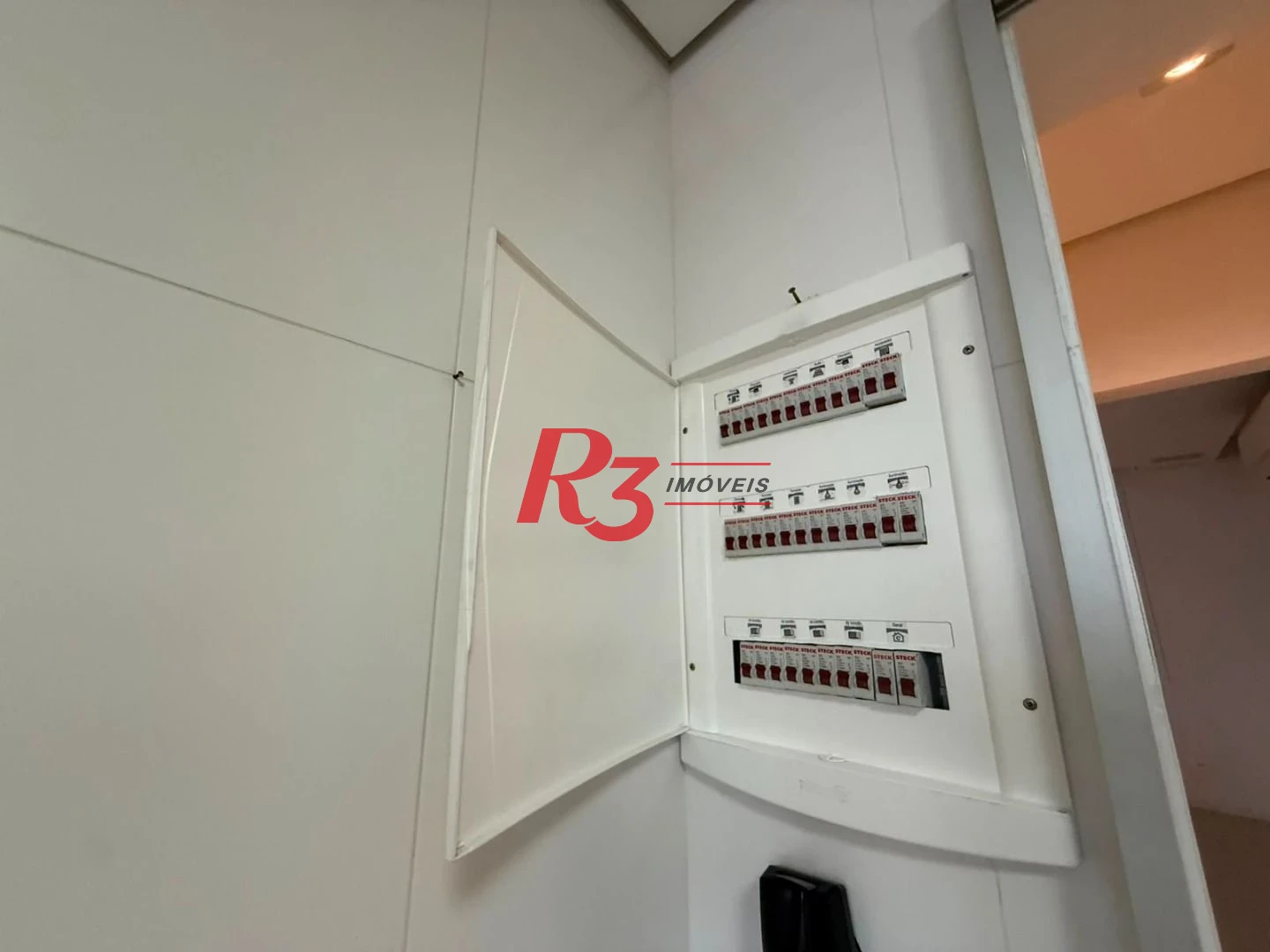 Apartamento com 3 dormitórios à venda, 194 m² por R$ 1.880.000,00 - Boqueirão - Santos/SP