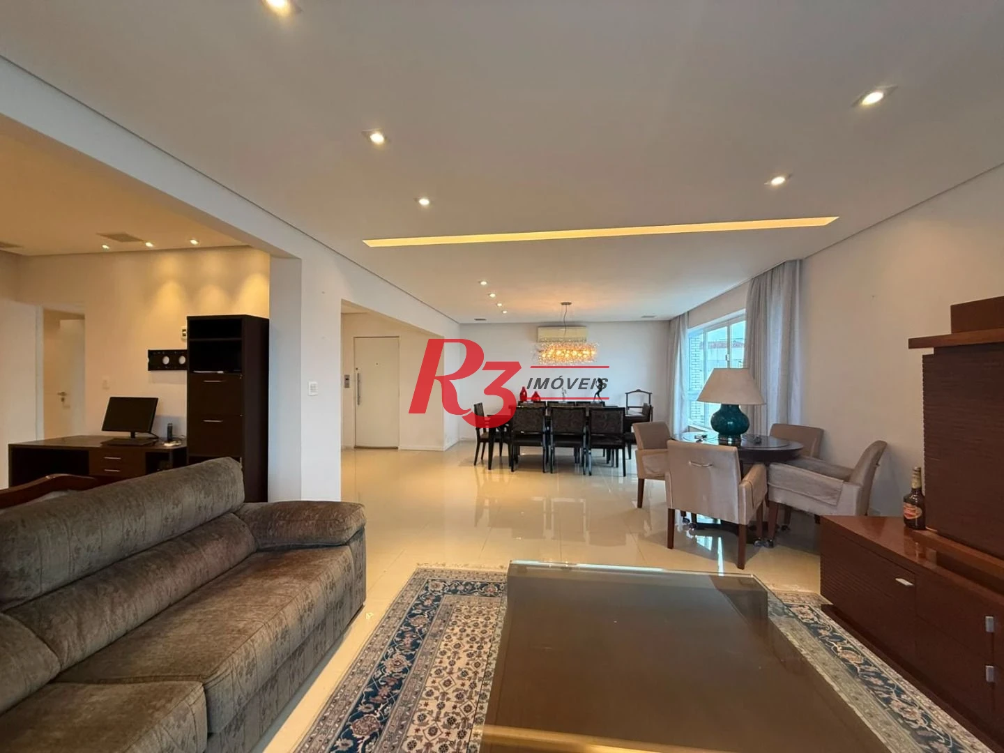 Apartamento com 3 dormitórios à venda, 194 m² por R$ 1.880.000,00 - Boqueirão - Santos/SP