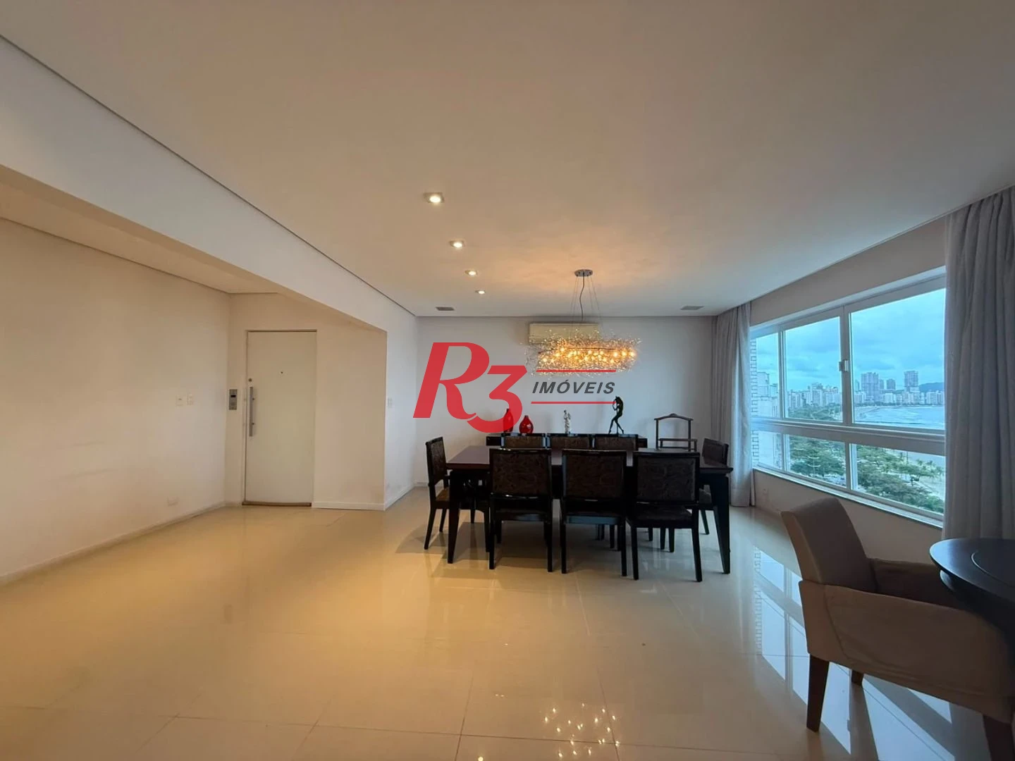 Apartamento com 3 dormitórios à venda, 194 m² por R$ 1.880.000,00 - Boqueirão - Santos/SP
