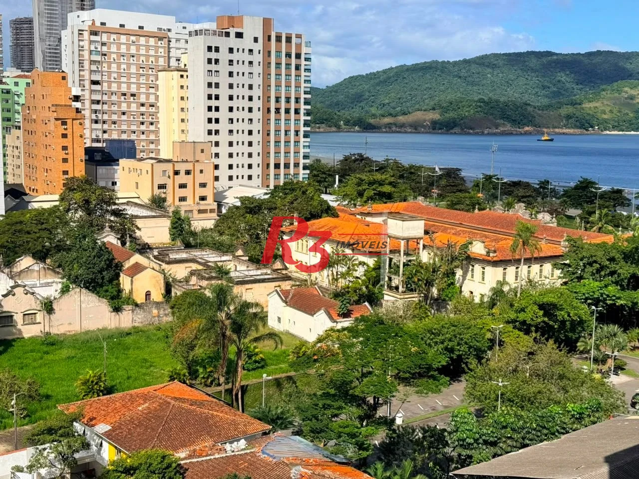 Apartamento com 3 dormitórios à venda, 127 m² por R$ 1.350.000,00 - Aparecida - Santos/SP