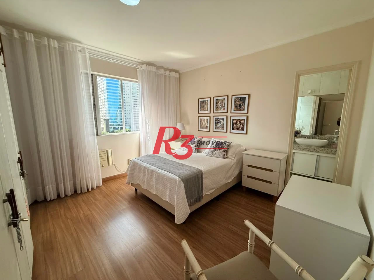 Apartamento com 3 dormitórios à venda, 127 m² por R$ 1.350.000,00 - Aparecida - Santos/SP