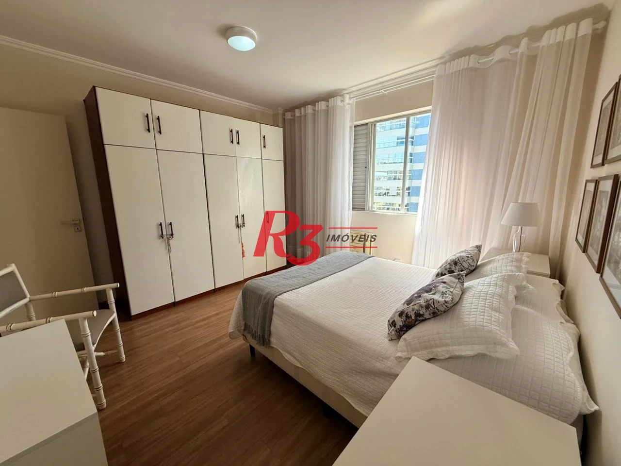 Apartamento com 3 dormitórios à venda, 127 m² por R$ 1.350.000,00 - Aparecida - Santos/SP