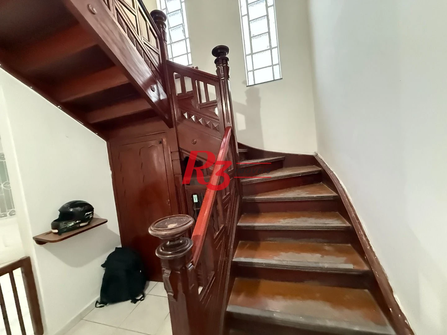 Sobrado para alugar, 257 m² por R$ 41.900,00/mês - Gonzaga - Santos/SP