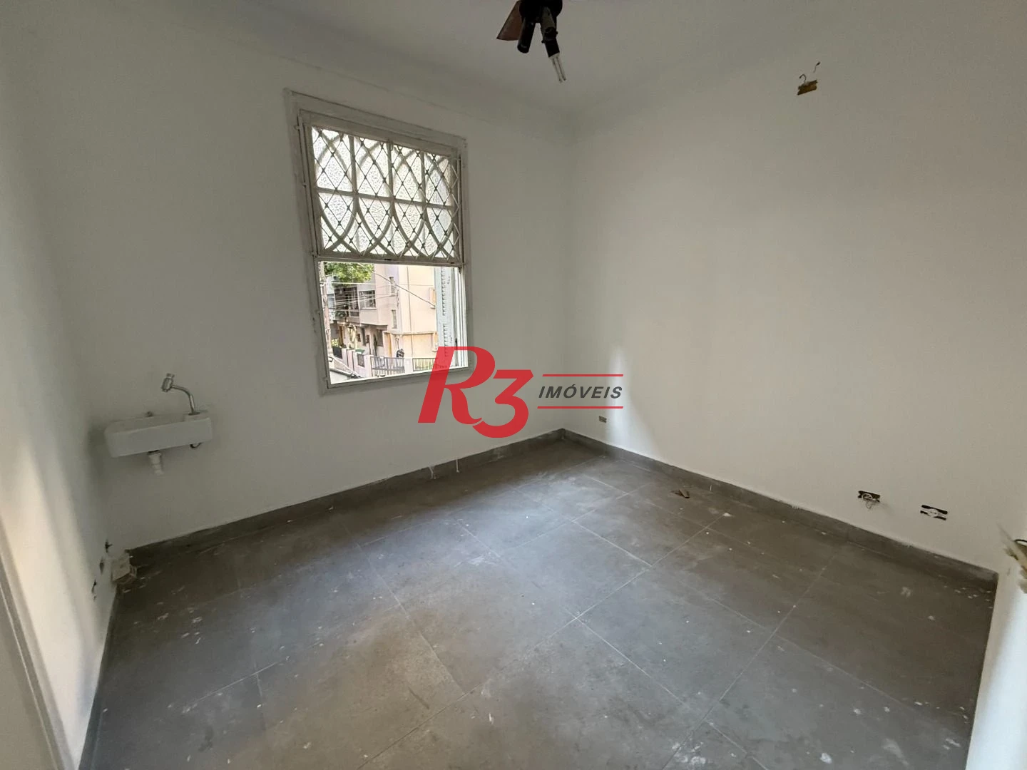 Sobrado para alugar, 257 m² por R$ 41.900,00/mês - Gonzaga - Santos/SP