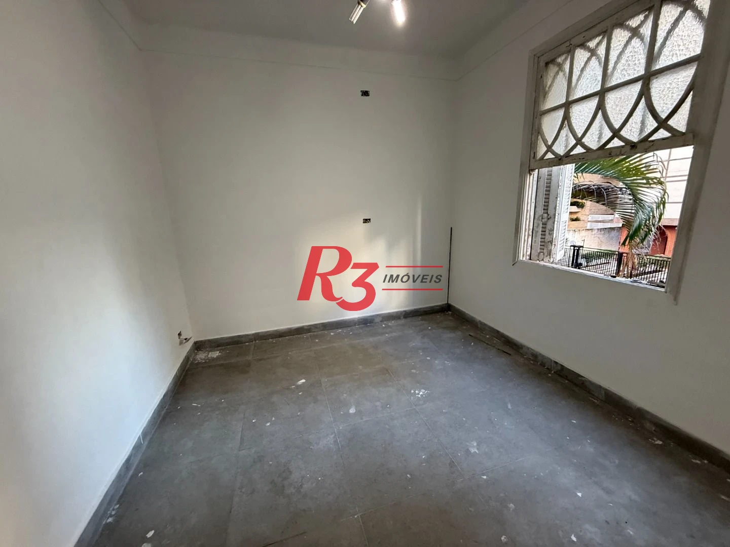 Sobrado para alugar, 257 m² por R$ 41.900,00/mês - Gonzaga - Santos/SP