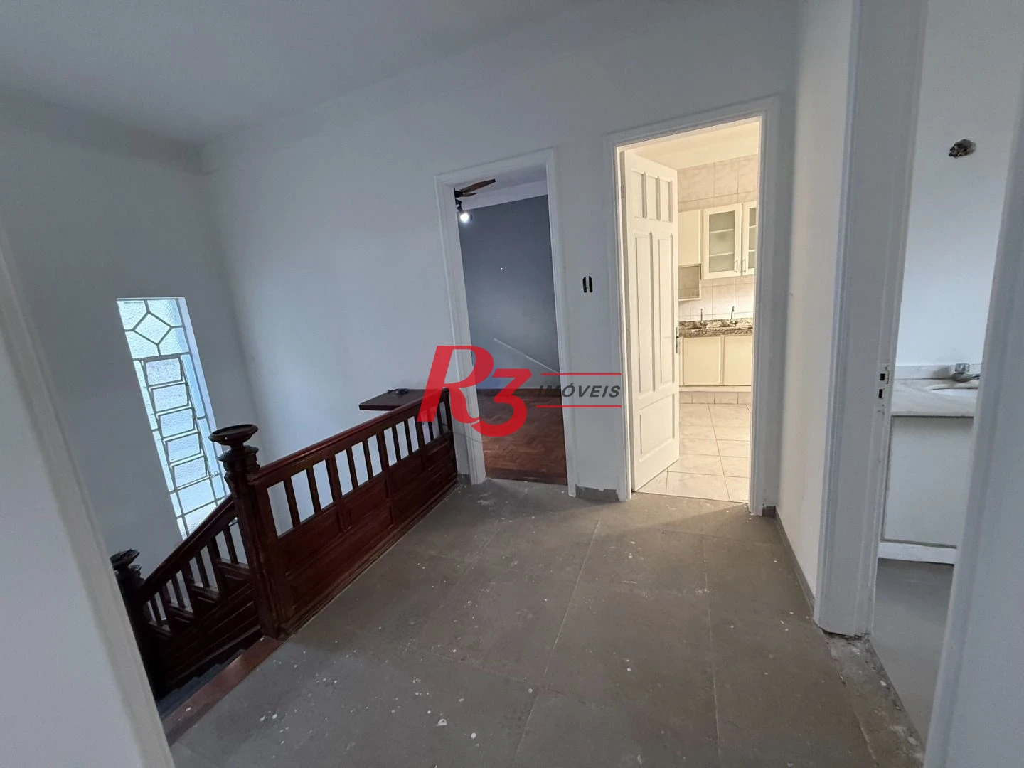 Sobrado para alugar, 257 m² por R$ 41.900,00/mês - Gonzaga - Santos/SP