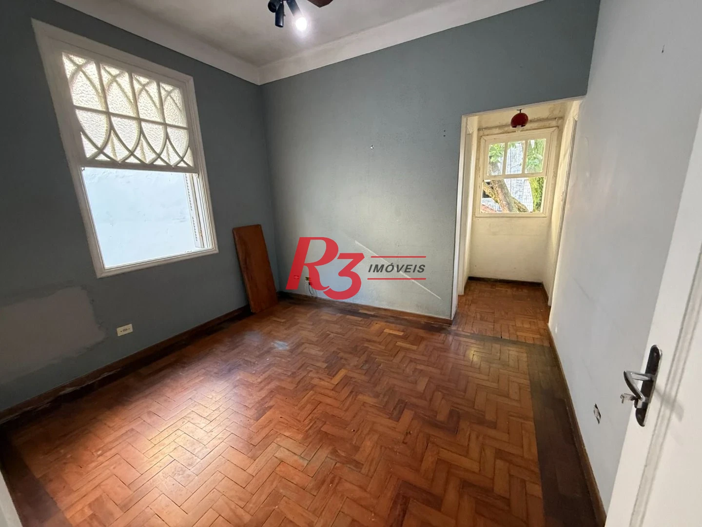 Sobrado para alugar, 257 m² por R$ 41.900,00/mês - Gonzaga - Santos/SP