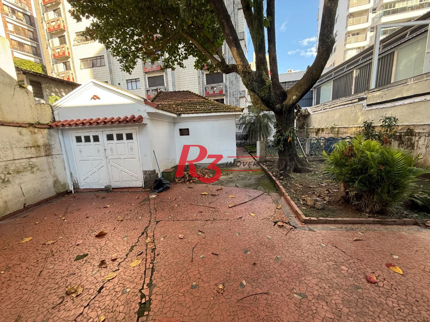 Sobrado para alugar, 257 m² por R$ 41.900,00/mês - Gonzaga - Santos/SP