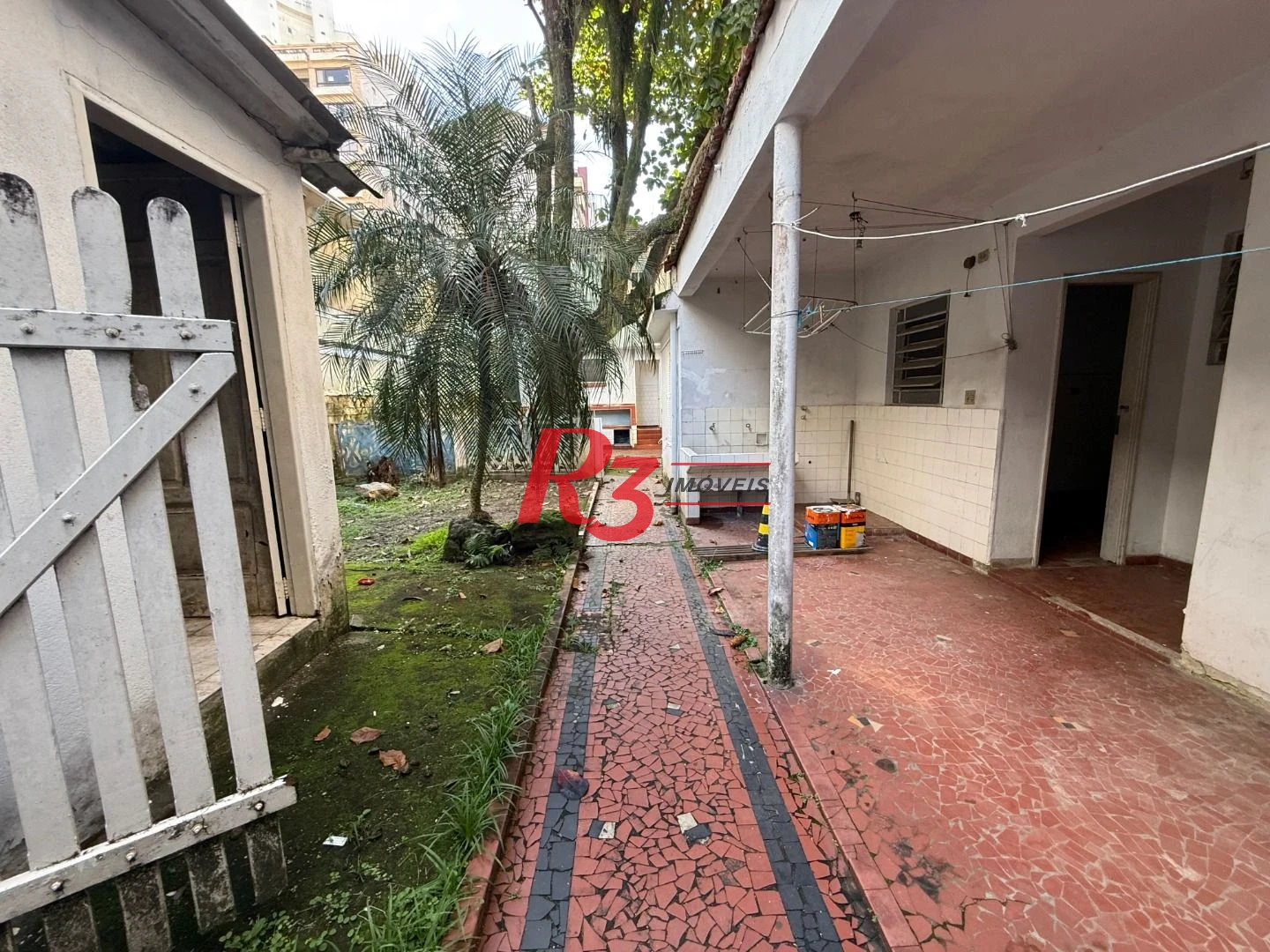 Sobrado para alugar, 257 m² por R$ 41.900,00/mês - Gonzaga - Santos/SP
