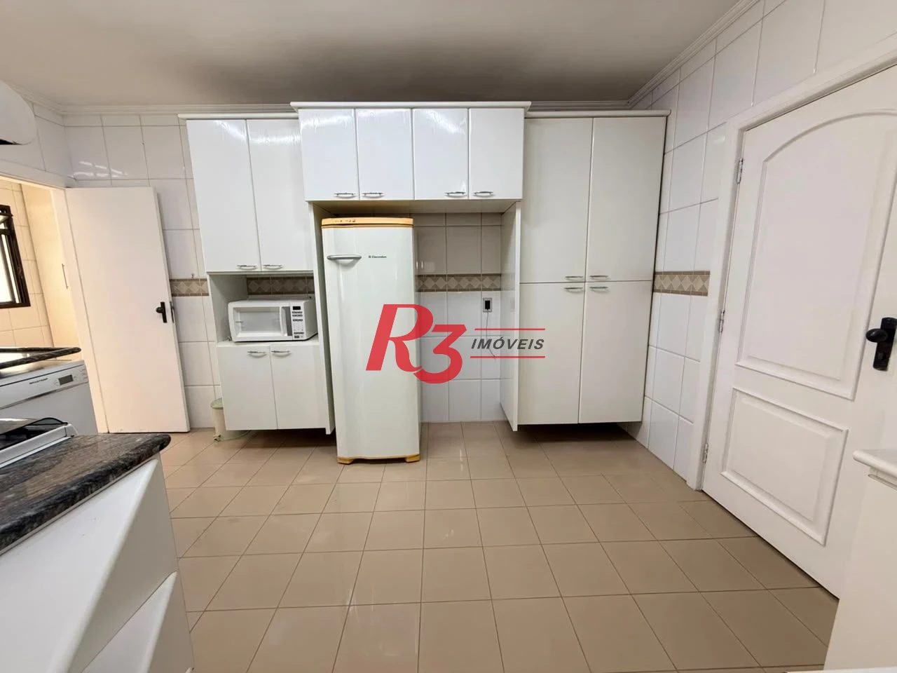 Apartamento com 4 dormitórios, 218 m² - venda por R$ 1.700.000,00 ou aluguel por R$ 9.194,00/mês - Boqueirão - Santos/SP