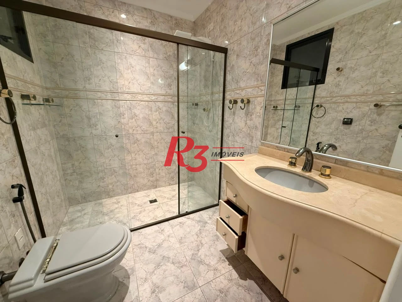 Apartamento com 4 dormitórios, 218 m² - venda por R$ 1.700.000,00 ou aluguel por R$ 9.194,00/mês - Boqueirão - Santos/SP