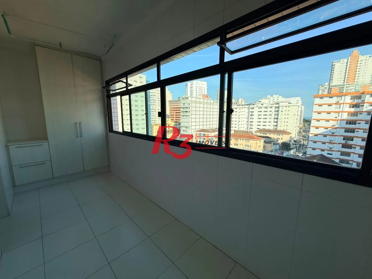 Apartamento com 2 dormitórios à venda, 136 m² por R$ 1.100.000,00 - Boqueirão - Santos/SP