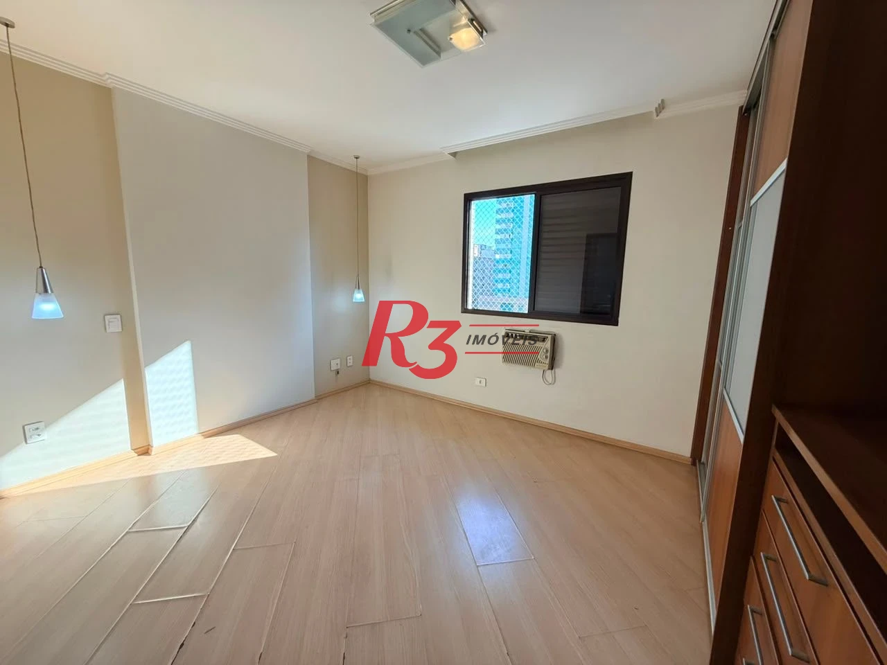 Apartamento com 2 dormitórios à venda, 136 m² por R$ 1.100.000,00 - Boqueirão - Santos/SP