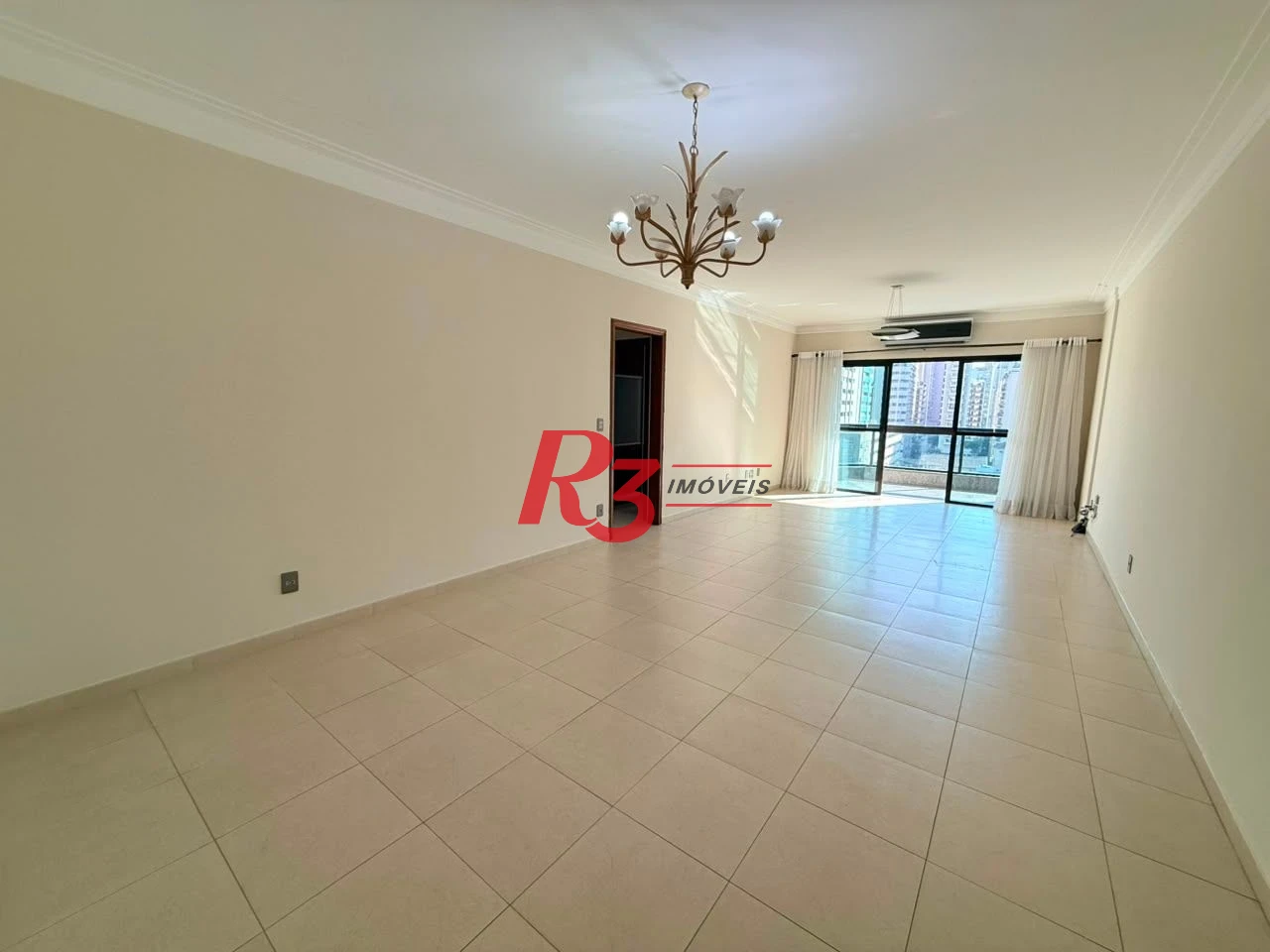 Apartamento com 2 dormitórios à venda, 136 m² por R$ 1.100.000,00 - Boqueirão - Santos/SP