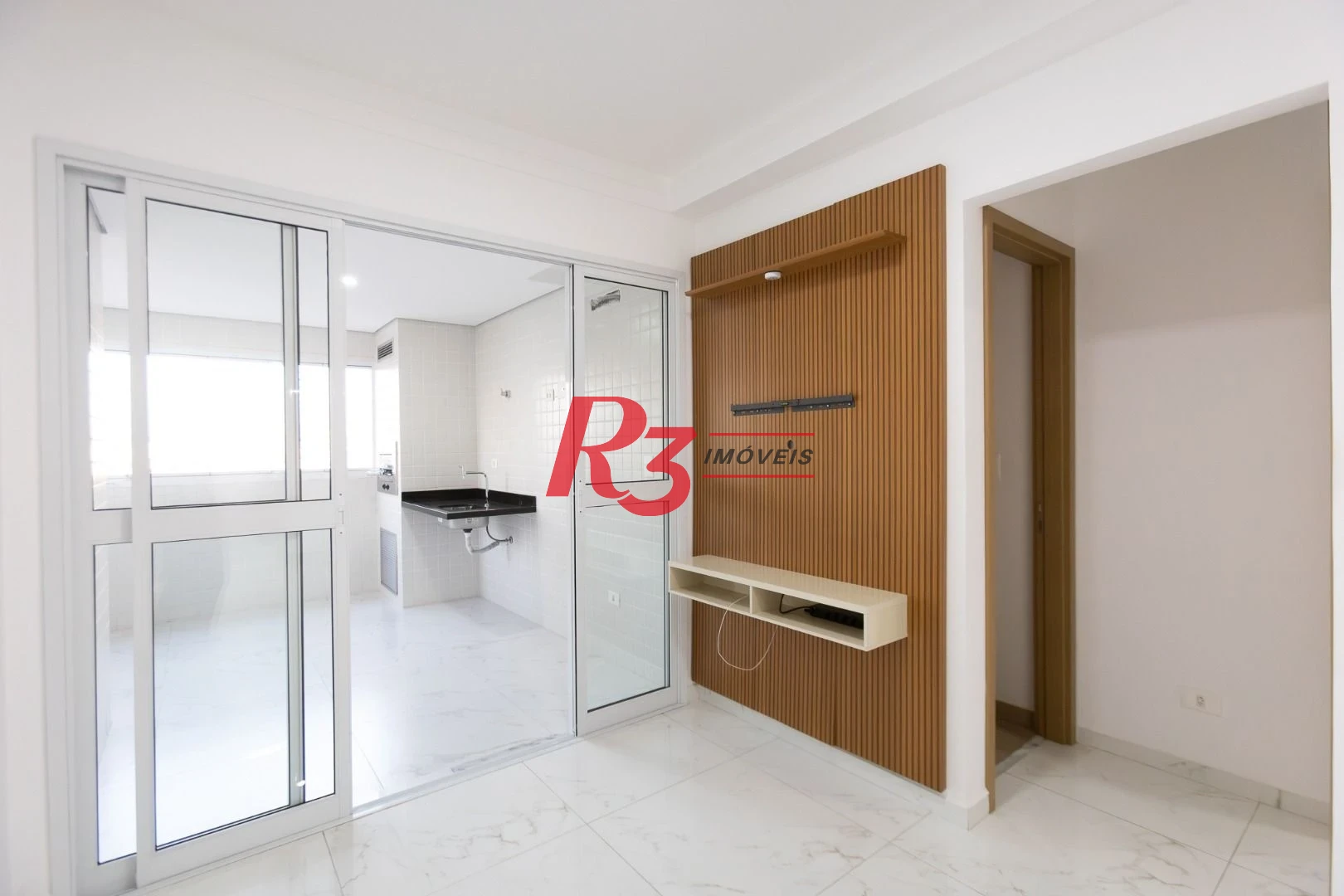 Apartamento com 2 dormitórios à venda, 70 m² por R$ 890.000,00 - Boqueirão - Santos/SP