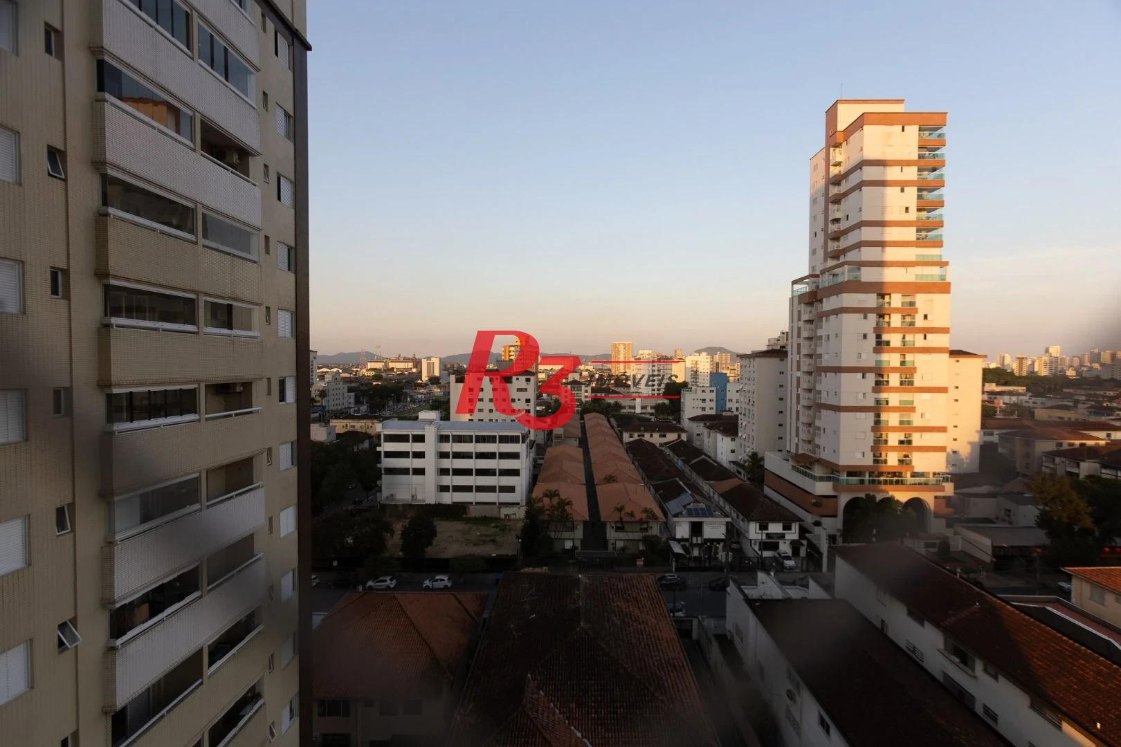 Apartamento com 2 dormitórios à venda, 70 m² por R$ 890.000,00 - Boqueirão - Santos/SP