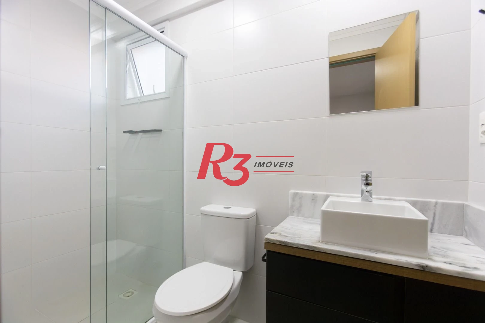 Apartamento com 2 dormitórios à venda, 70 m² por R$ 890.000,00 - Boqueirão - Santos/SP