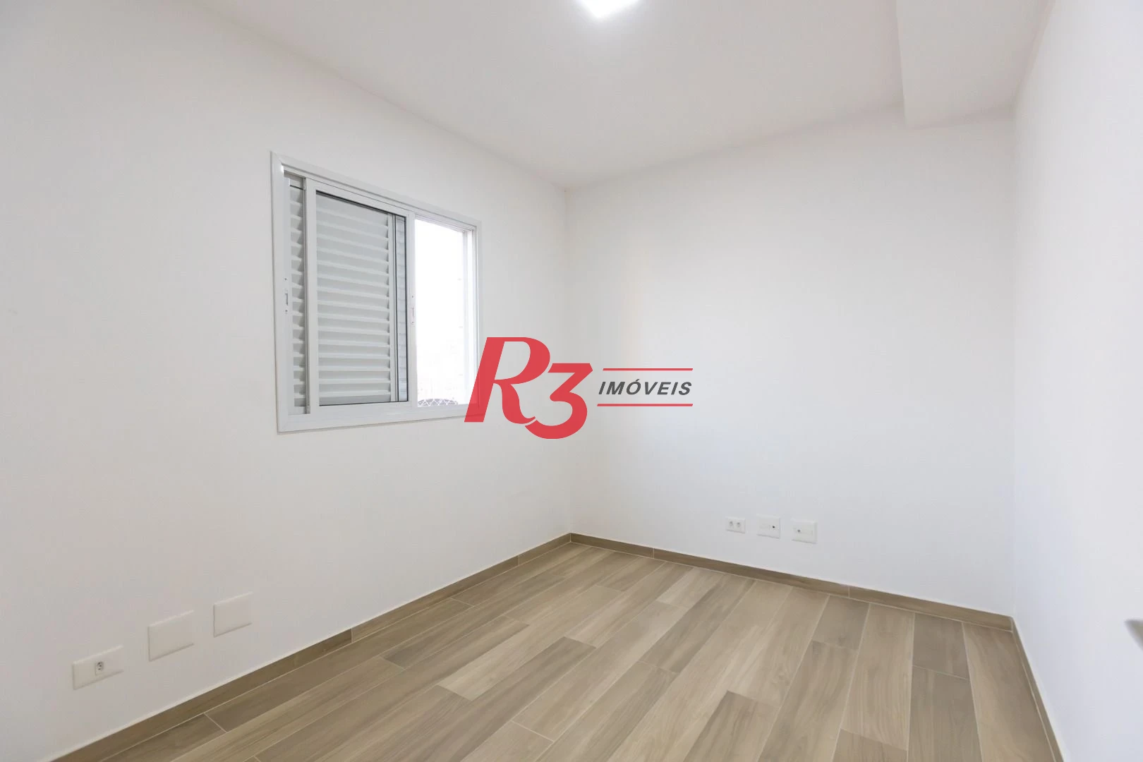 Apartamento com 2 dormitórios à venda, 70 m² por R$ 890.000,00 - Boqueirão - Santos/SP