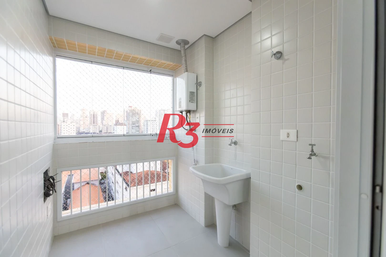Apartamento com 2 dormitórios à venda, 70 m² por R$ 890.000,00 - Boqueirão - Santos/SP