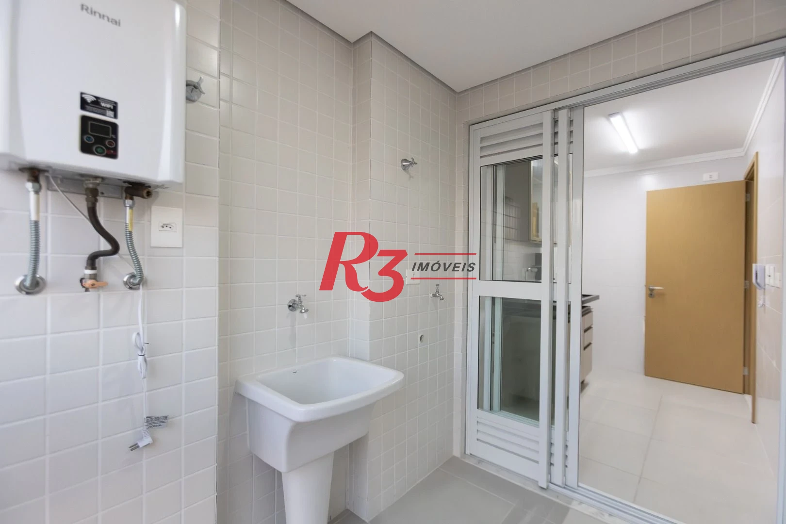 Apartamento com 2 dormitórios à venda, 70 m² por R$ 890.000,00 - Boqueirão - Santos/SP