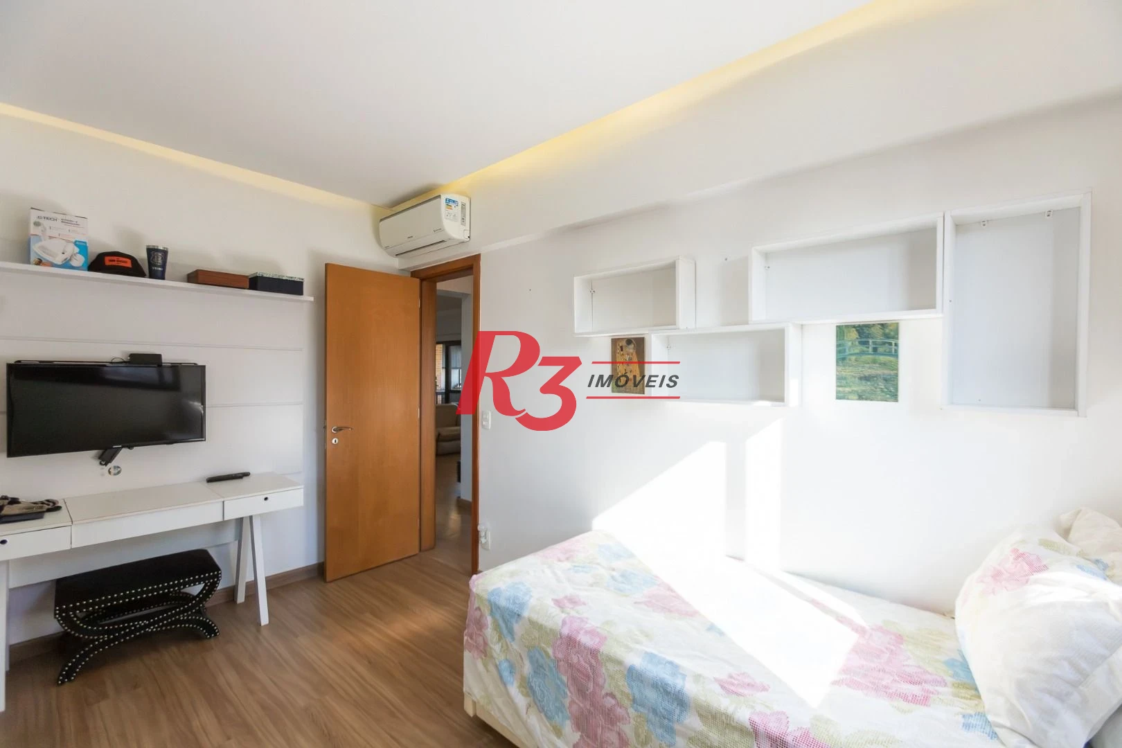 Apartamento com 3 dormitórios à venda, 130 m² por R$ 1.550.000,00 - Ponta da Praia - Santos/SP