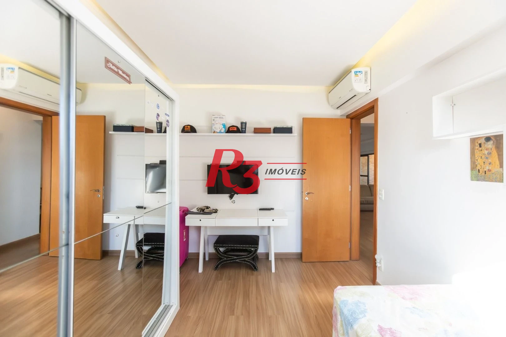 Apartamento com 3 dormitórios à venda, 130 m² por R$ 1.550.000,00 - Ponta da Praia - Santos/SP