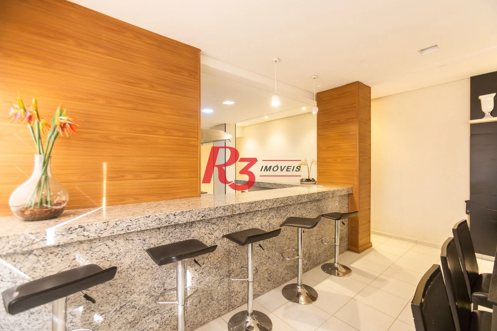 Apartamento com 3 dormitórios à venda, 130 m² por R$ 1.550.000,00 - Ponta da Praia - Santos/SP