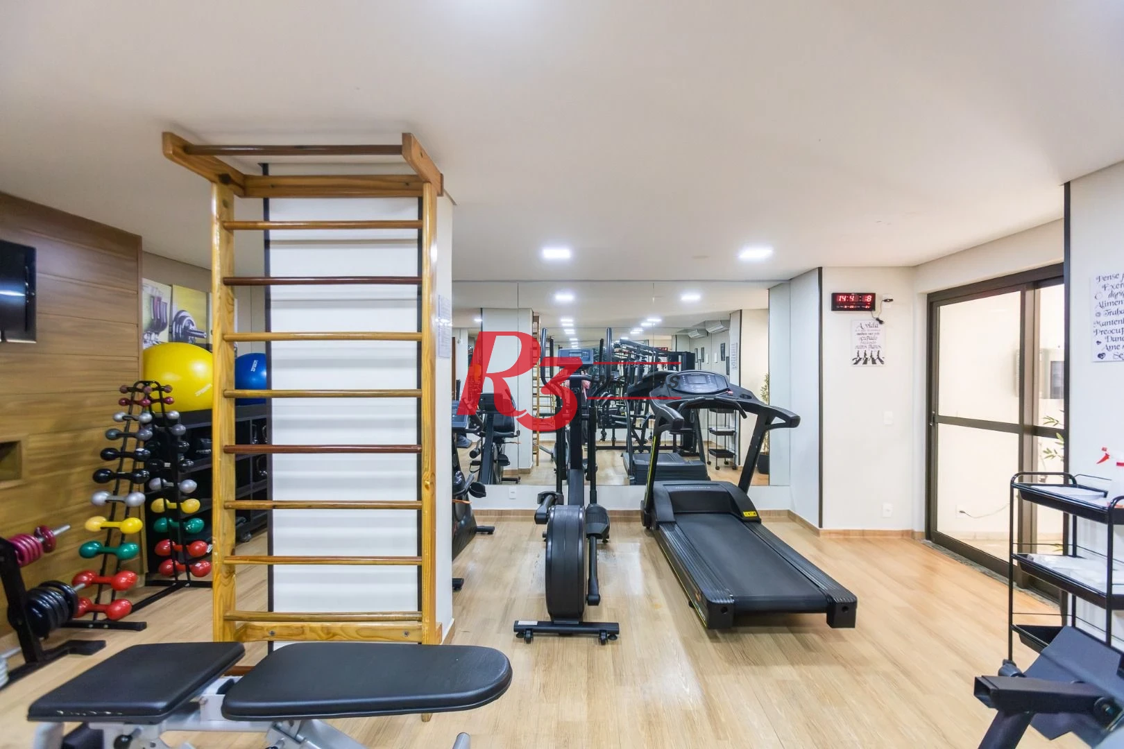 Apartamento com 3 dormitórios à venda, 130 m² por R$ 1.550.000,00 - Ponta da Praia - Santos/SP