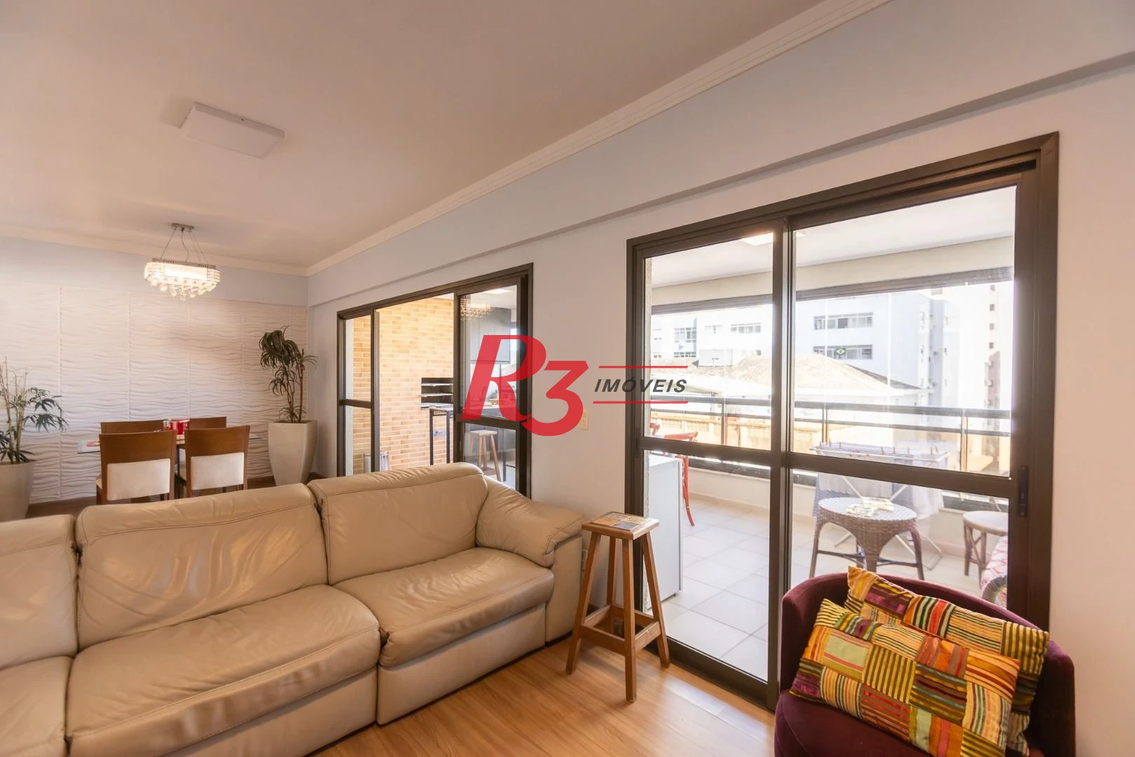 Apartamento com 3 dormitórios à venda, 130 m² por R$ 1.550.000,00 - Ponta da Praia - Santos/SP