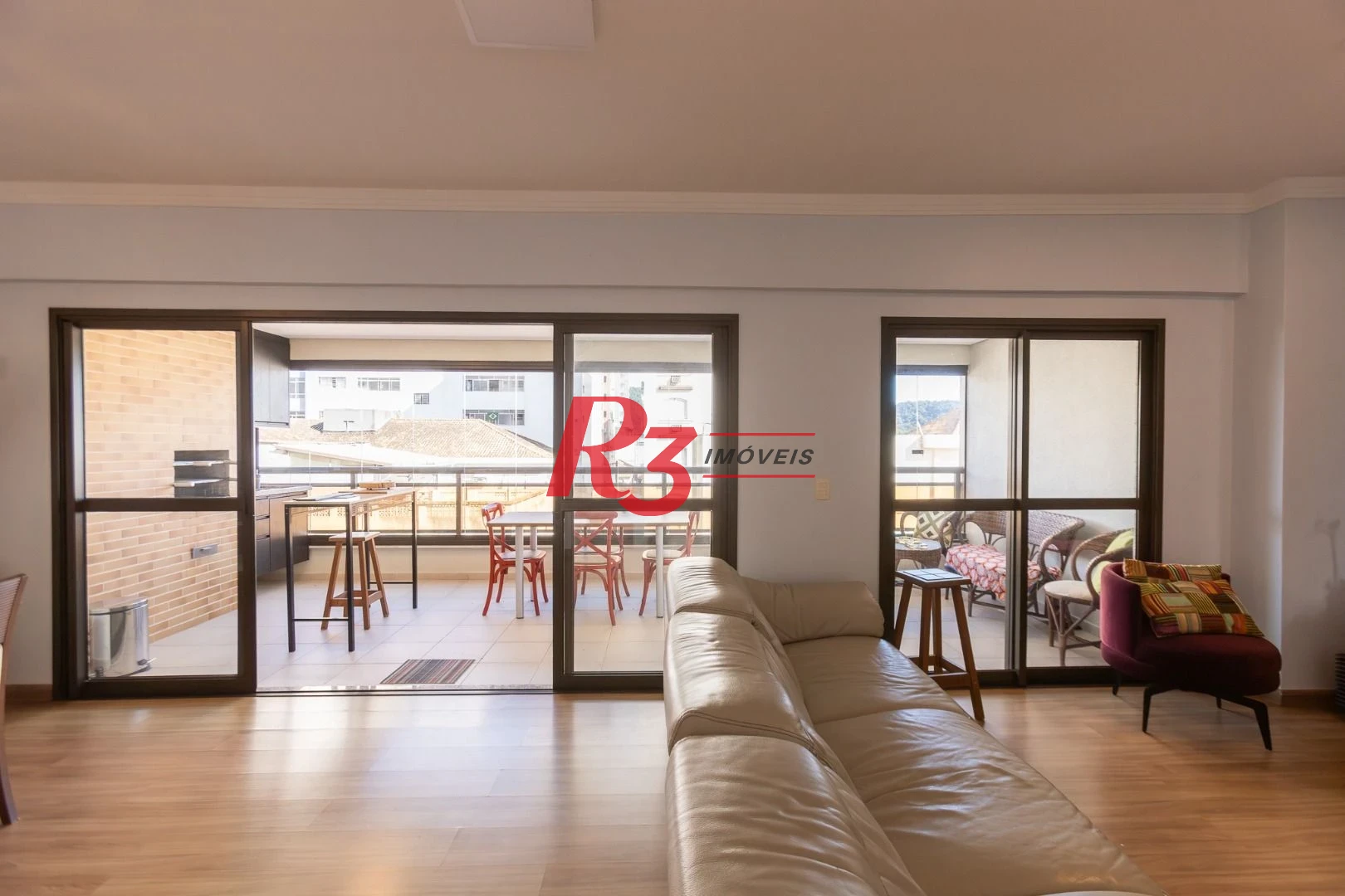 Apartamento com 3 dormitórios à venda, 130 m² por R$ 1.550.000,00 - Ponta da Praia - Santos/SP