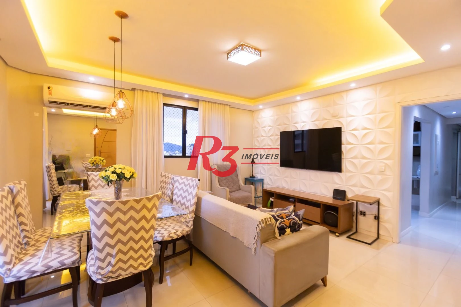 Apartamento com 3 dormitórios à venda, 125 m² por R$ 725.000,00 - Ponta da Praia - Santos/SP