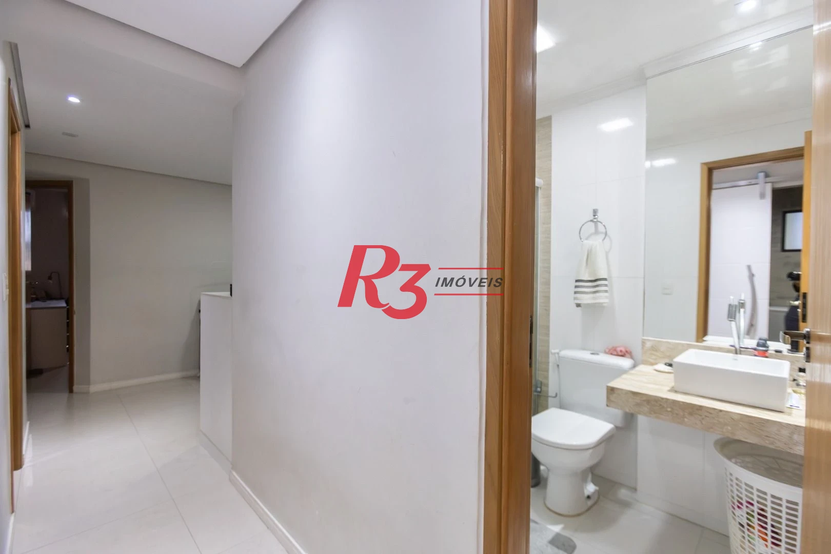 Apartamento com 3 dormitórios à venda, 125 m² por R$ 725.000,00 - Ponta da Praia - Santos/SP