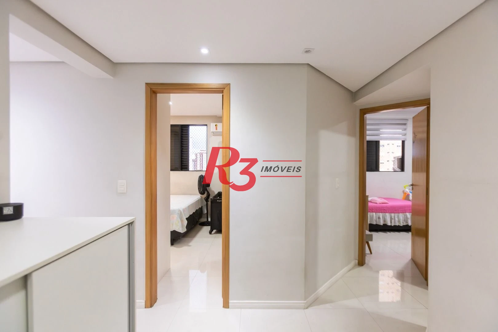 Apartamento com 3 dormitórios à venda, 125 m² por R$ 725.000,00 - Ponta da Praia - Santos/SP