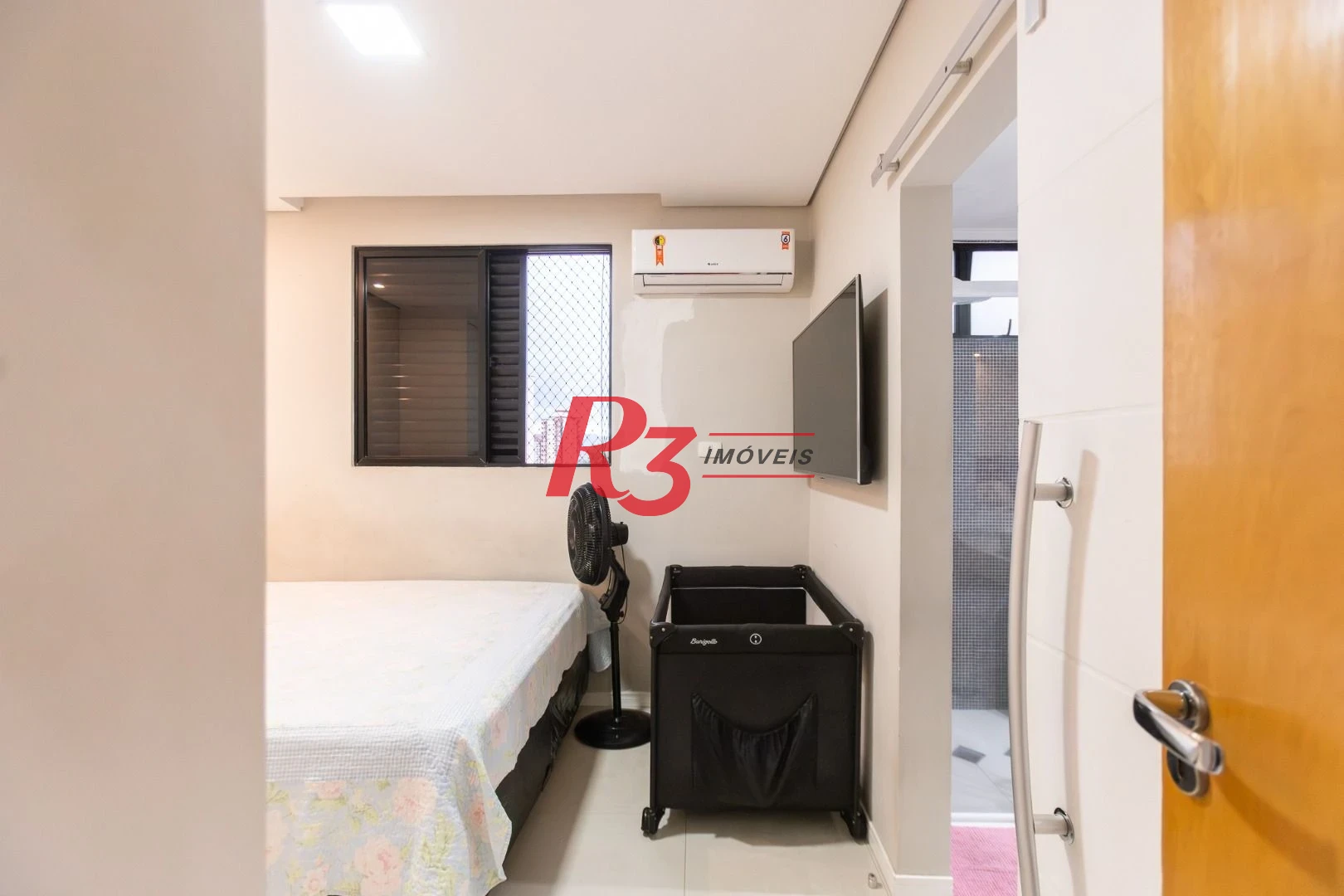 Apartamento com 3 dormitórios à venda, 125 m² por R$ 725.000,00 - Ponta da Praia - Santos/SP