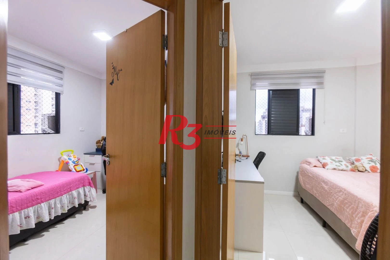 Apartamento com 3 dormitórios à venda, 125 m² por R$ 725.000,00 - Ponta da Praia - Santos/SP