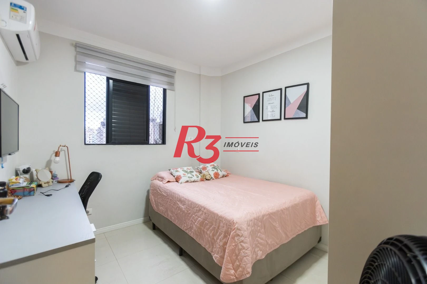Apartamento com 3 dormitórios à venda, 125 m² por R$ 725.000,00 - Ponta da Praia - Santos/SP