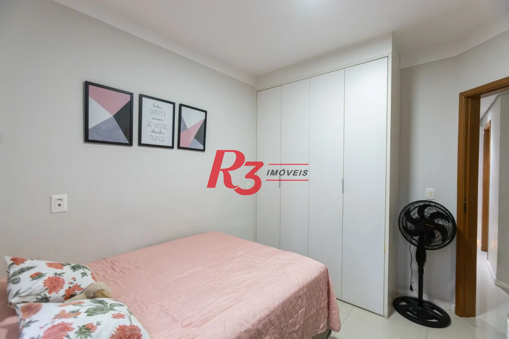 Apartamento com 3 dormitórios à venda, 125 m² por R$ 725.000,00 - Ponta da Praia - Santos/SP