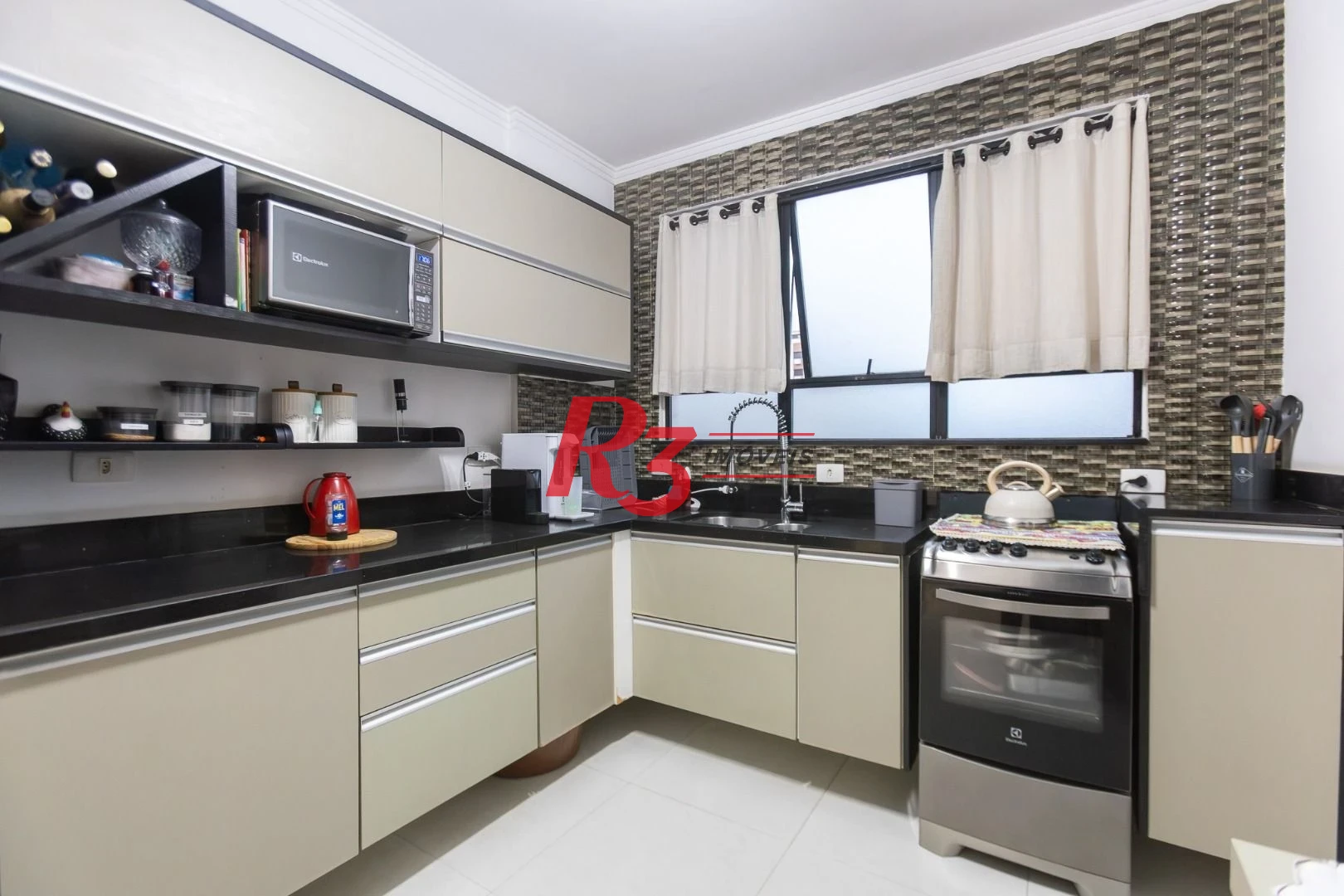Apartamento com 3 dormitórios à venda, 125 m² por R$ 725.000,00 - Ponta da Praia - Santos/SP