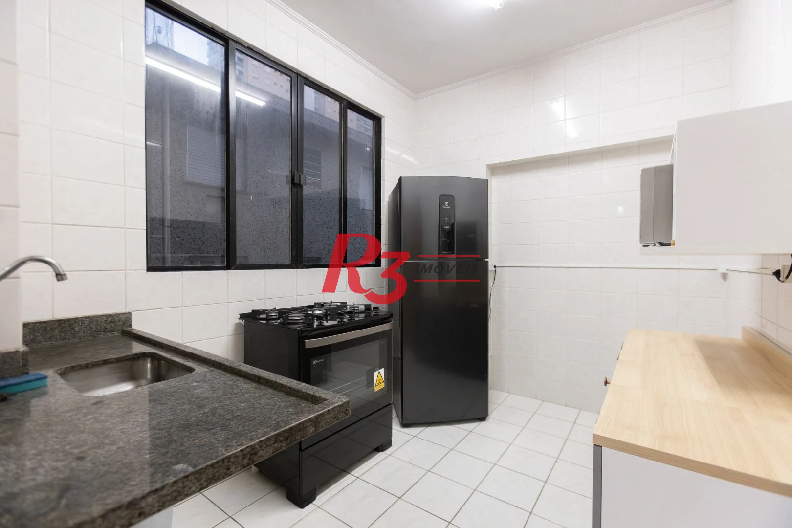 Apartamento com 3 dormitórios à venda, 125 m² por R$ 725.000,00 - Ponta da Praia - Santos/SP